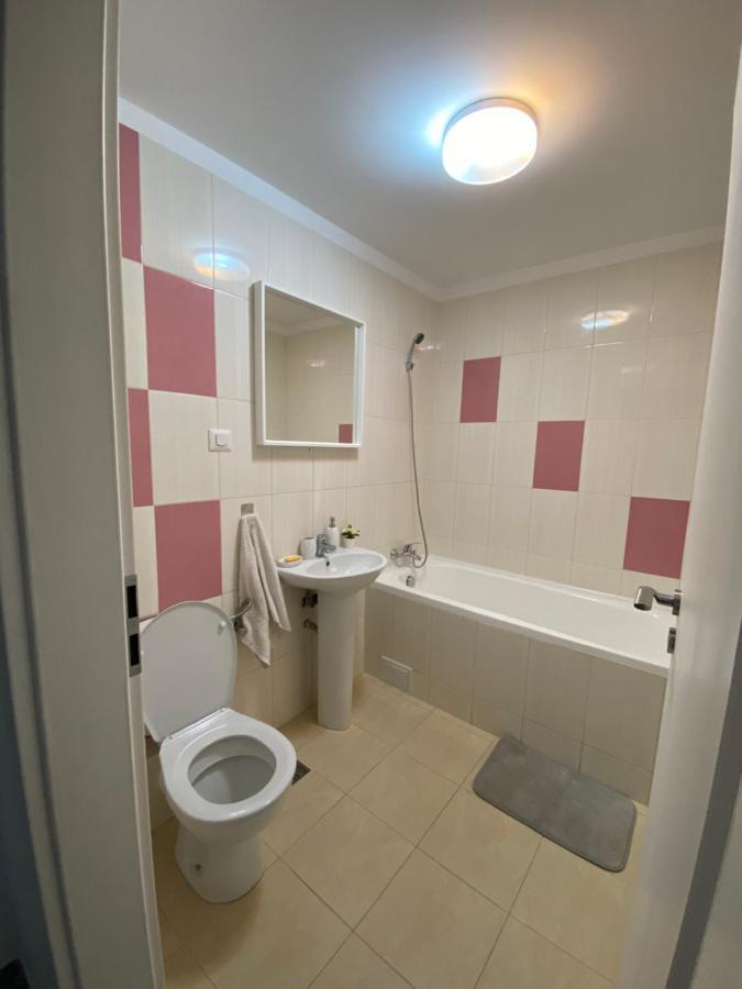 Ferienwohnung Zian Flat Bukarest Exterior foto