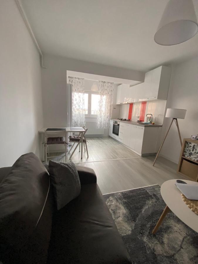 Ferienwohnung Zian Flat Bukarest Exterior foto