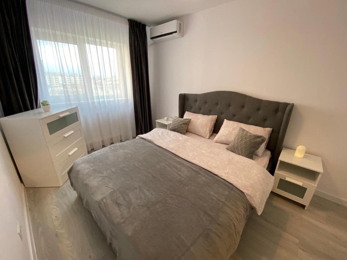 Ferienwohnung Zian Flat Bukarest Exterior foto